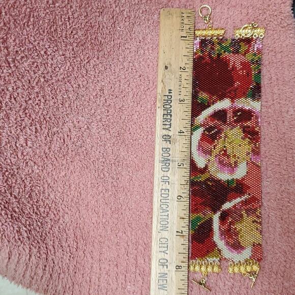 Beautifully handmade Victorian Roses bracelet high quality Miyuki Delica beads - Picture 7 of 8